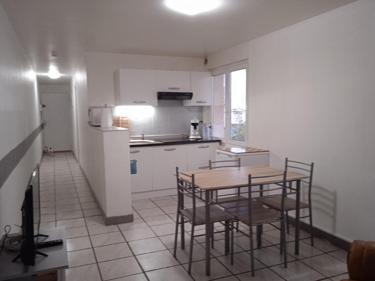 Le Chauvinois Appartamento Chauvigny Esterno foto